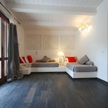 Sleeps 11 Pool Air Con Wifi Maratea