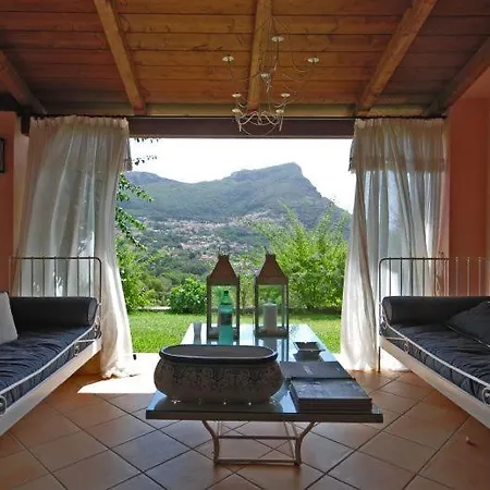 Villa Sleeps 11 Pool Air Con Wifi