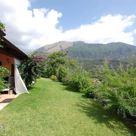 Sleeps 11 Pool Air Con Wifi Maratea