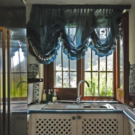 Villa Sleeps 11 Pool Air Con Wifi *